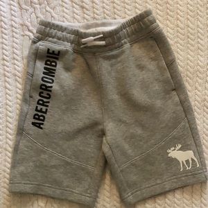 ☀️SALE☀️Abercrombie kids shorts